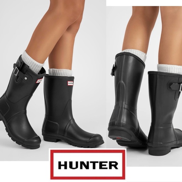 Hunter Shoes - Hunter Women Original Short  - Black Rubber Rain Boots size 9